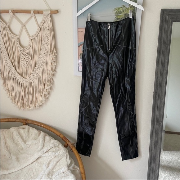 High-Waisted Black Faux Leather Pants - Picture 2 of 3